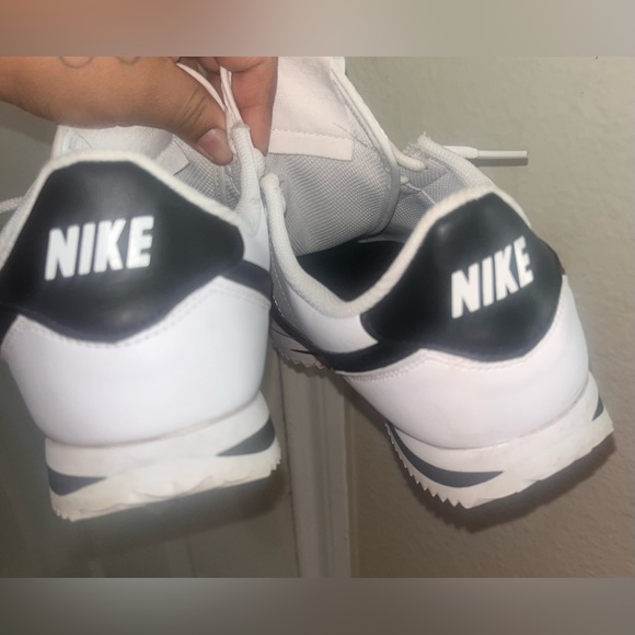 Nike Cortez - Picture 3 of 8